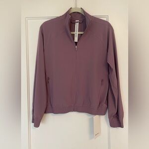 NWT LULULEMON JACKET SIZE 4